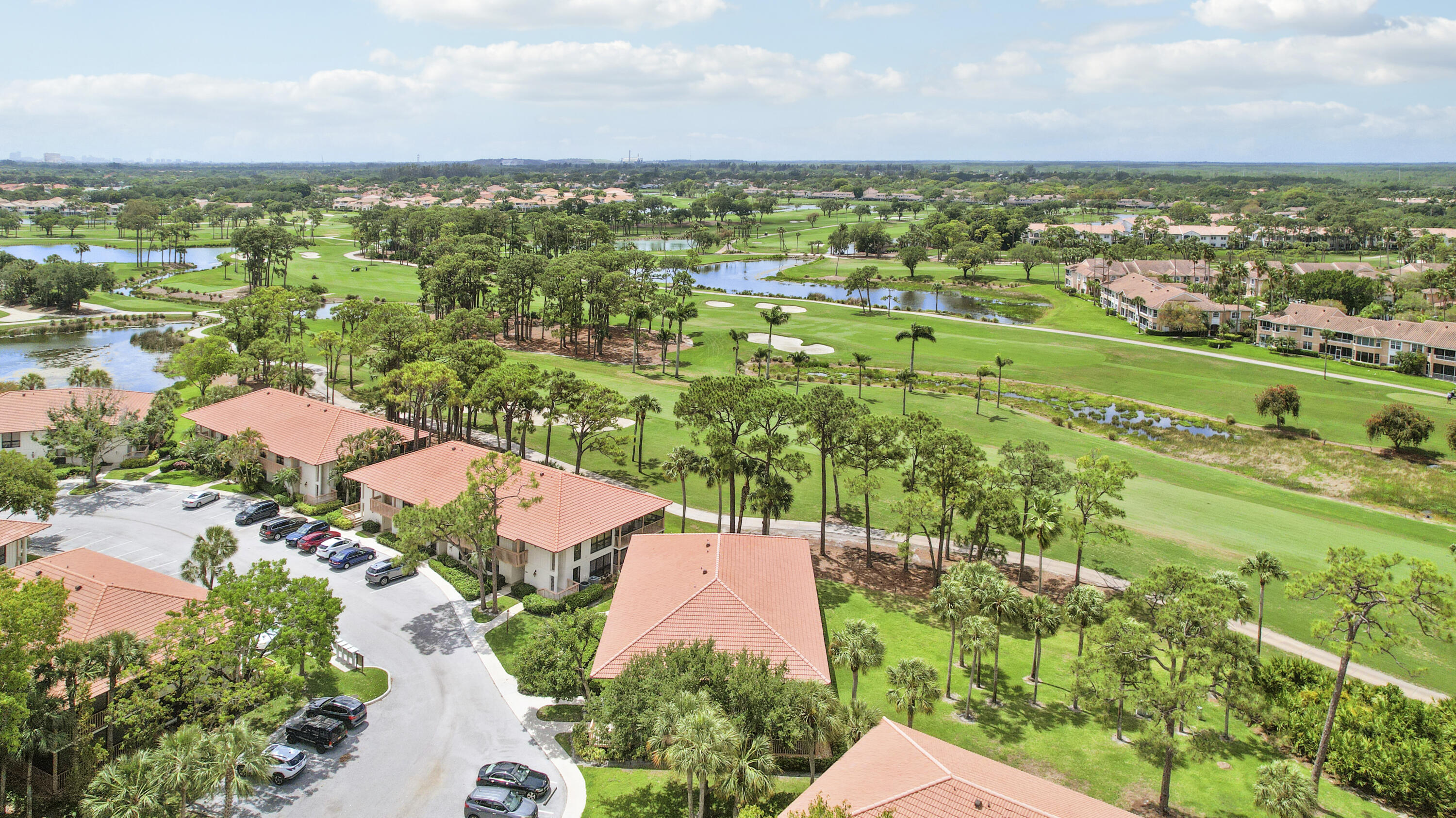 GOLF VILLAS CONDO - Residential