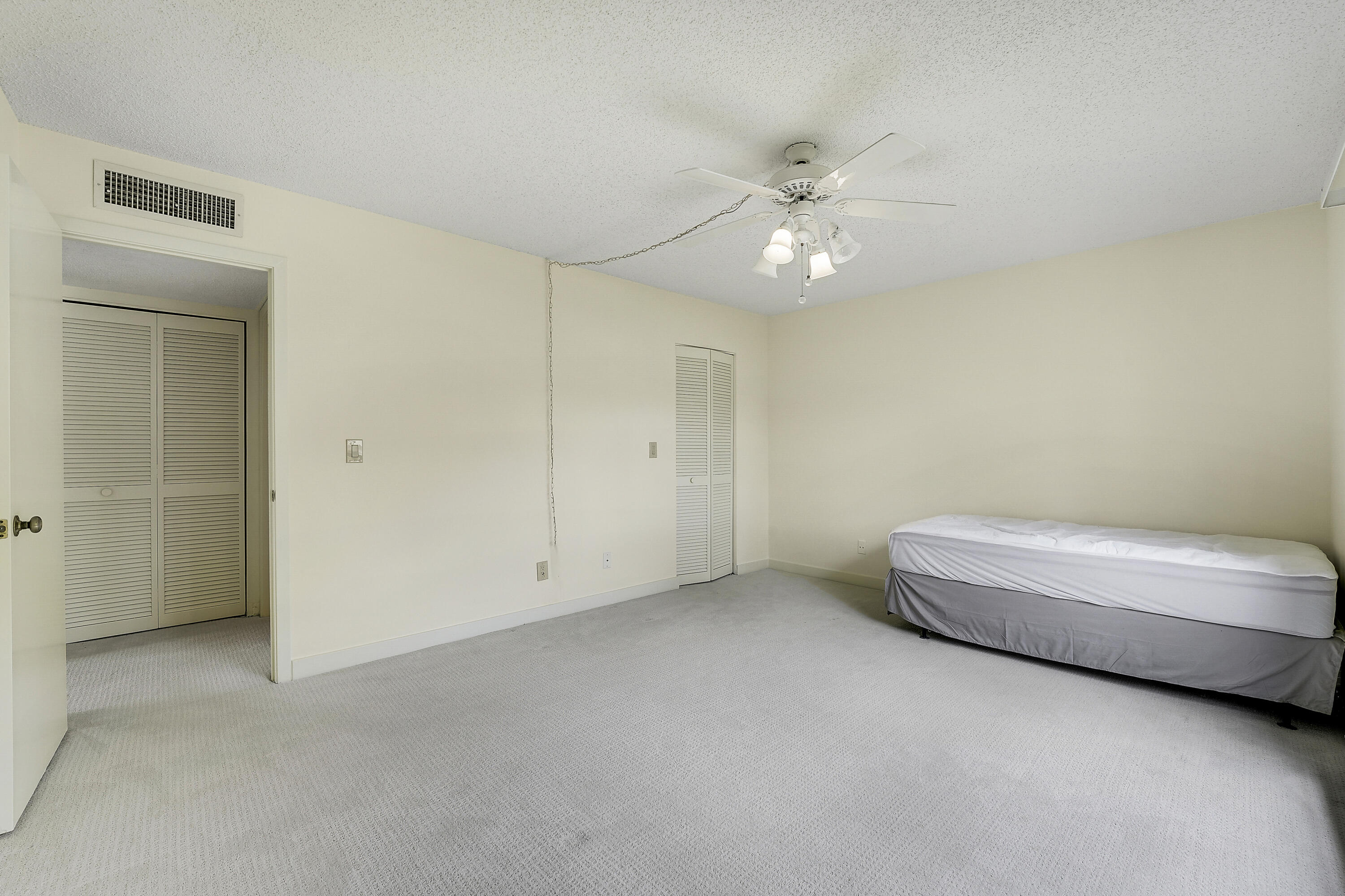 GOLF VILLAS CONDO - Residential