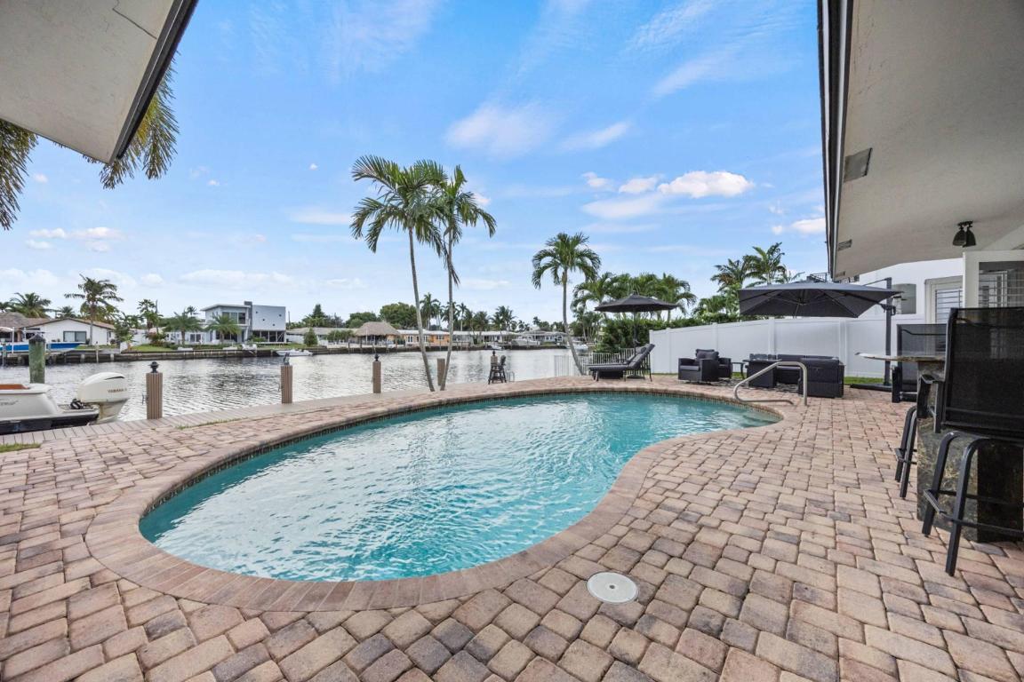 POMPANO ISLES - Residential