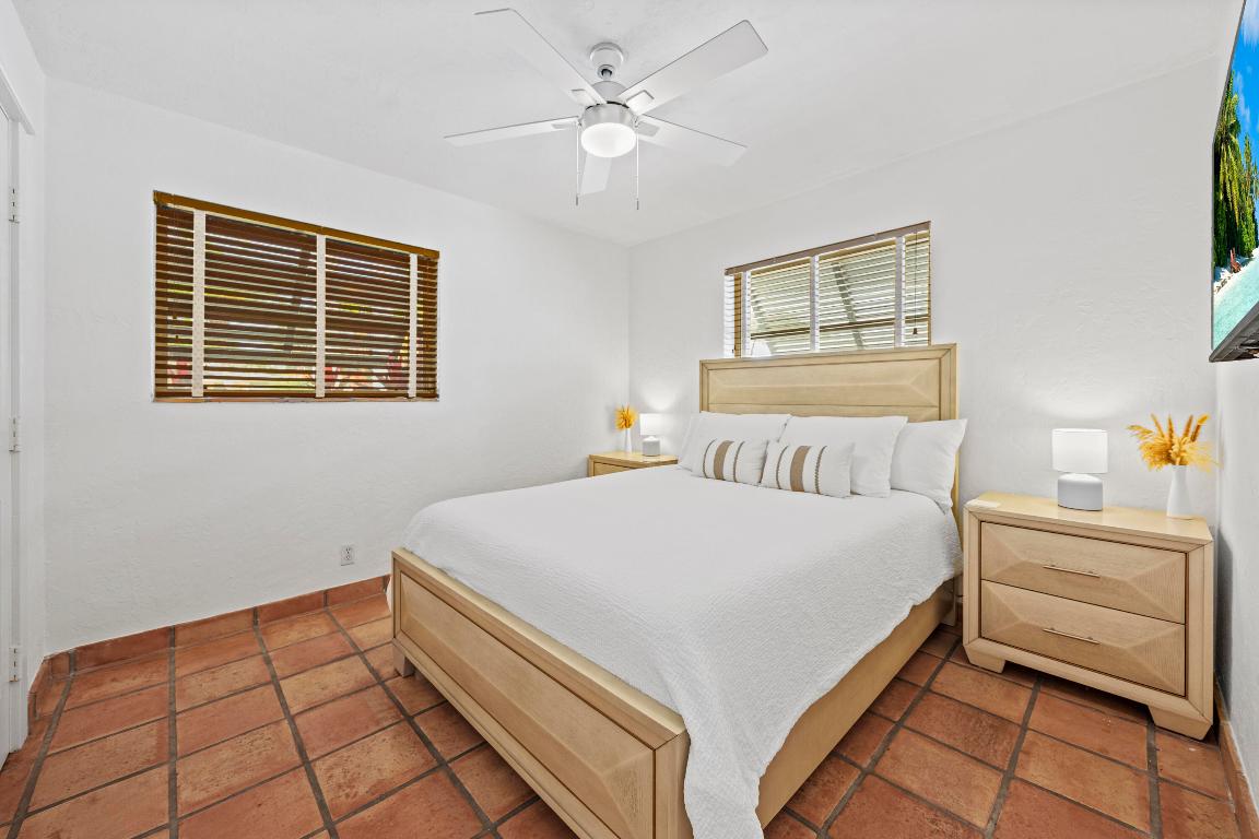 POMPANO ISLES - Residential