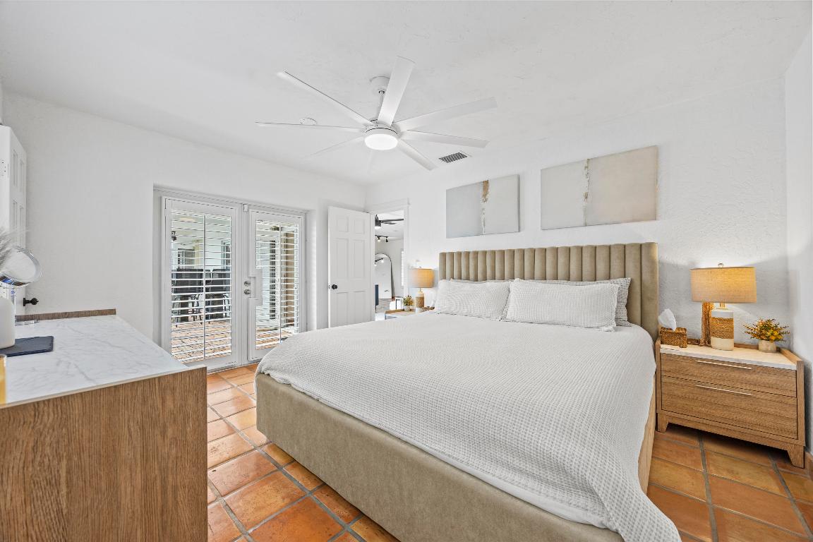 POMPANO ISLES - Residential