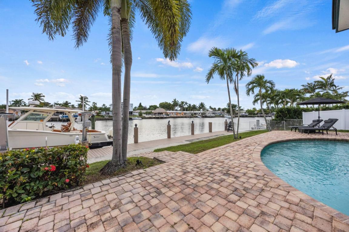 POMPANO ISLES - Residential