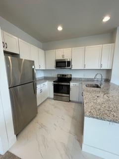 ALTON NEIGHBORHOOD 1 - Residential Lease