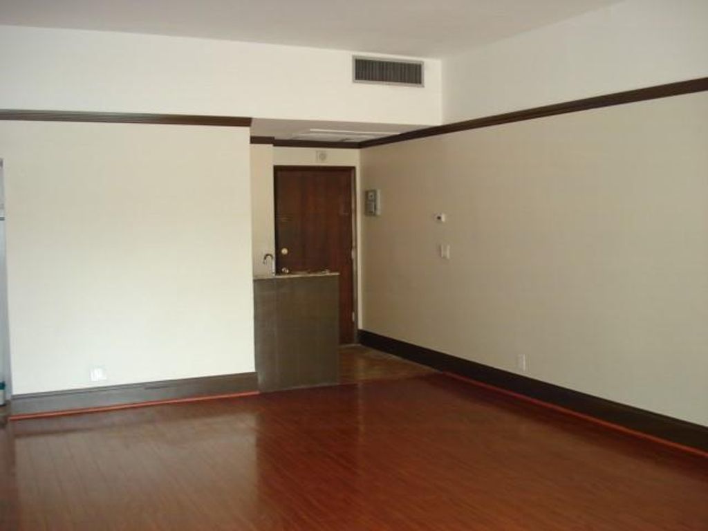 Photo of 3700 Inverrary Drive #C1, Fort Lauderdale, FL 33319 (MLS # F10502412)