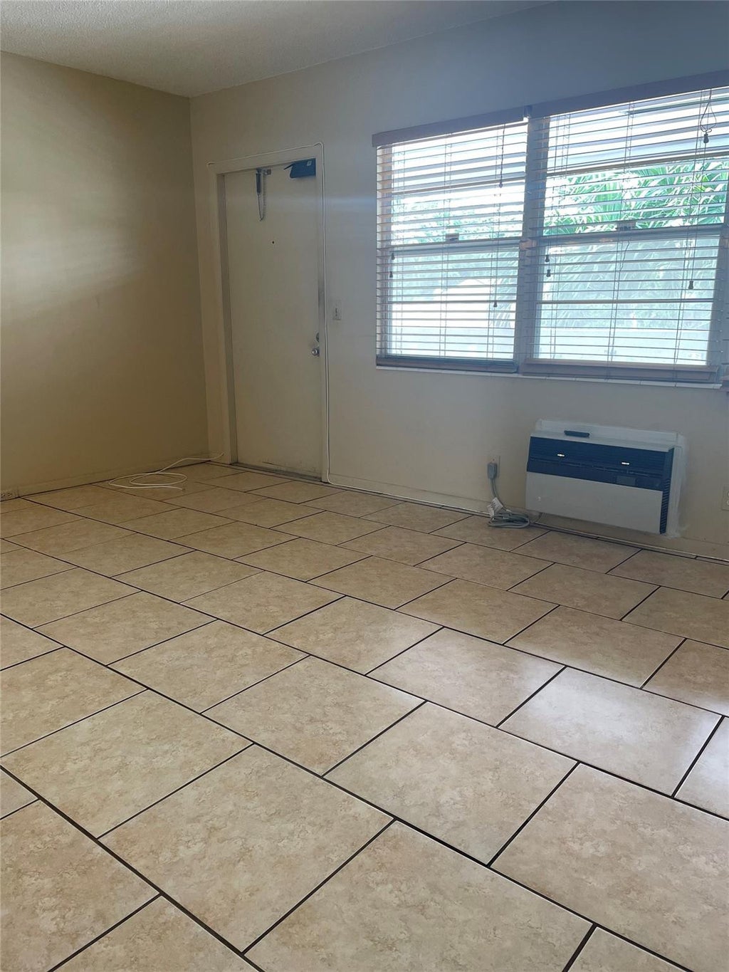 Photo of 387 Tilford R #387, Deerfield Beach, FL 33442 (MLS # F10543616)