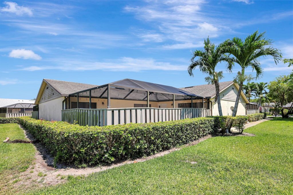 Photo of 1529 Pheasant Walk #B, Fort Pierce, FL 34950 (MLS # R11084098)