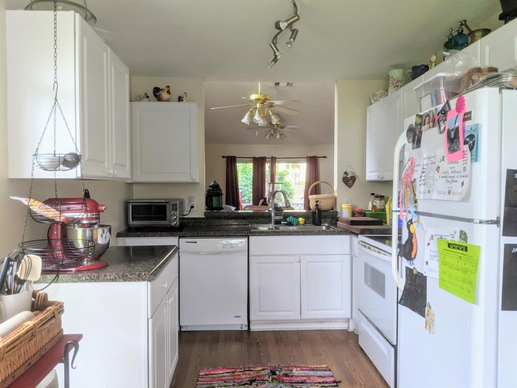 EMERALD FOREST OF WELLINGTON 3 - Residential