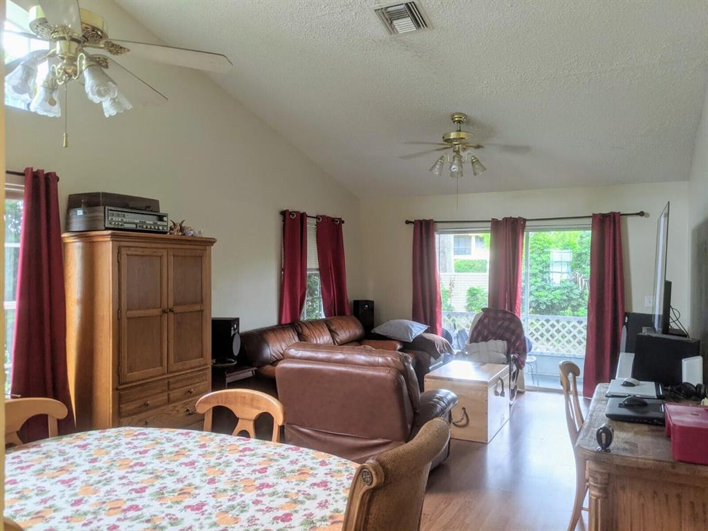 EMERALD FOREST OF WELLINGTON 3 - Residential