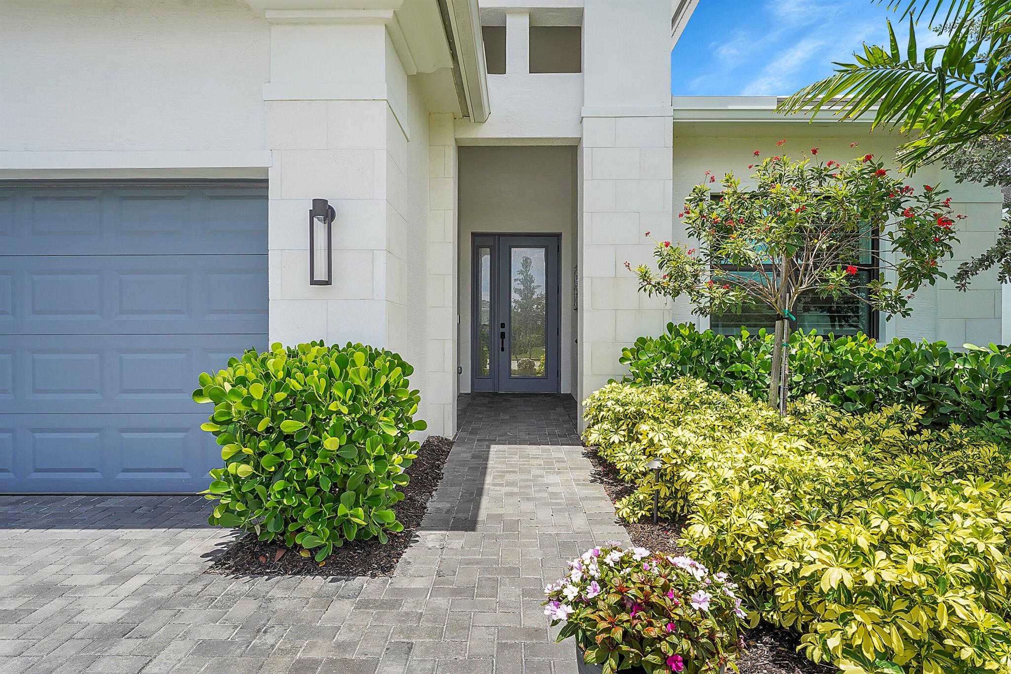 Photo 5 of 65 of 15763 Longboat Key Drive house