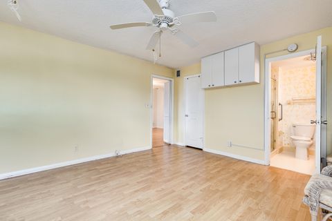 A home in Lake Worth Beach