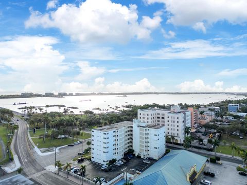 A home in Lake Worth Beach