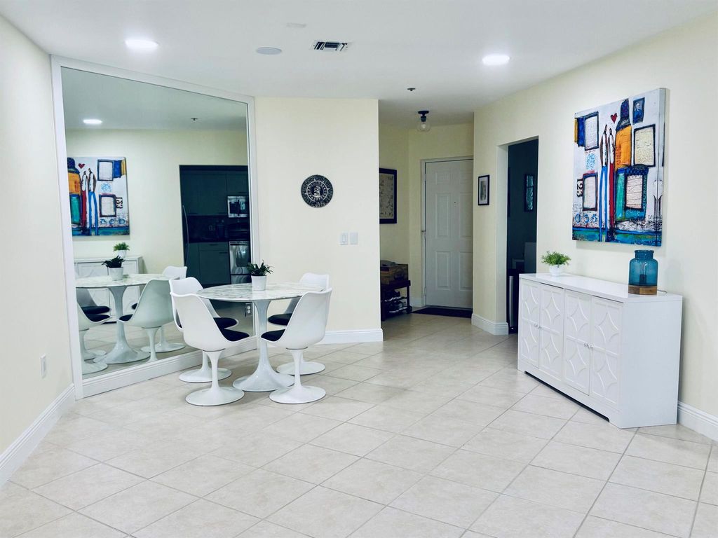 Photo of 5157 Floria Way #G, Boynton Beach, FL 33437 (MLS # R11084947)