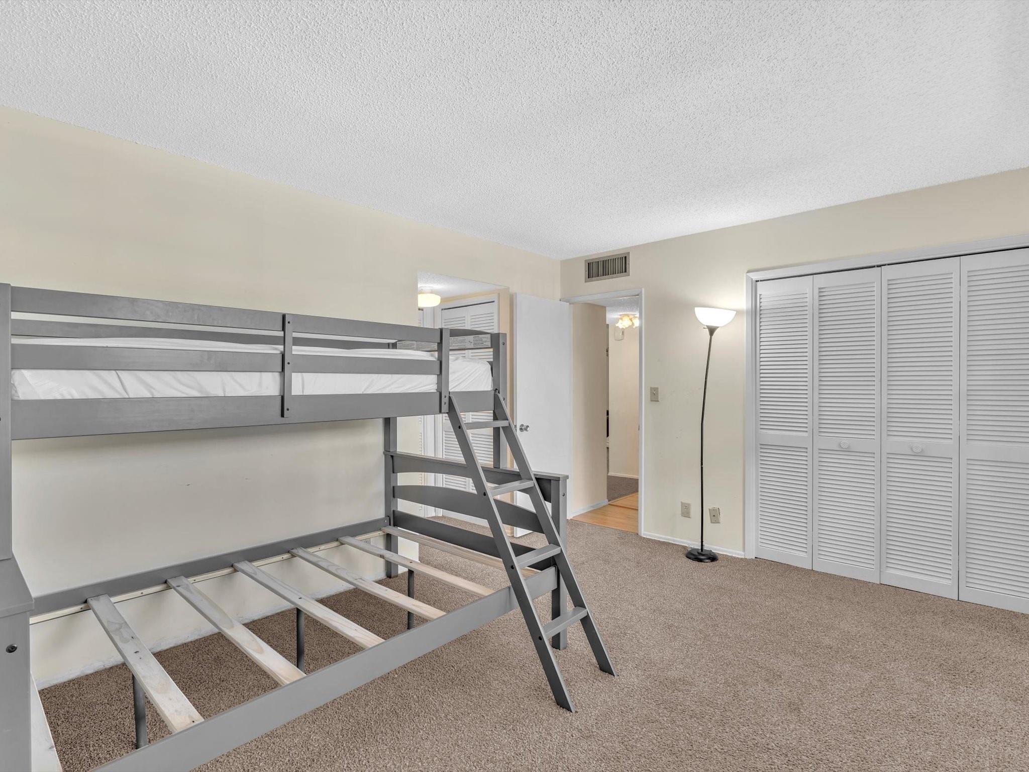 PALM AIRE - Residential