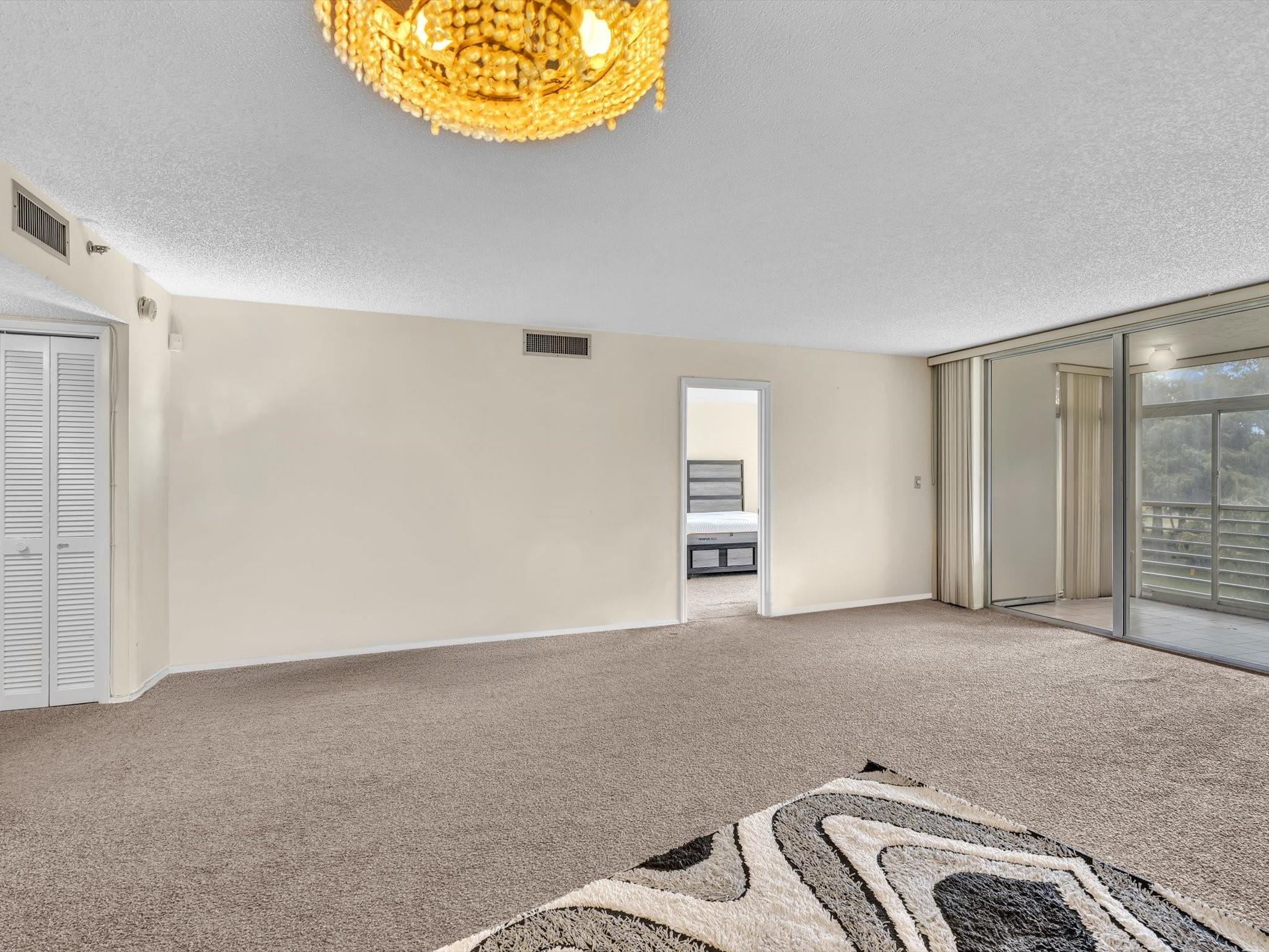 PALM AIRE - Residential