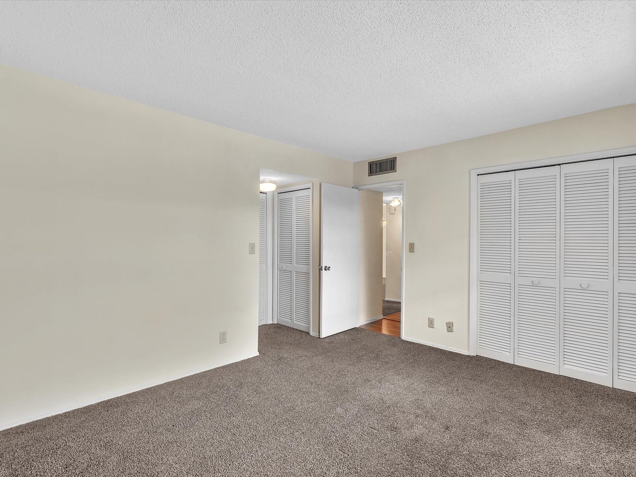 PALM AIRE - Residential