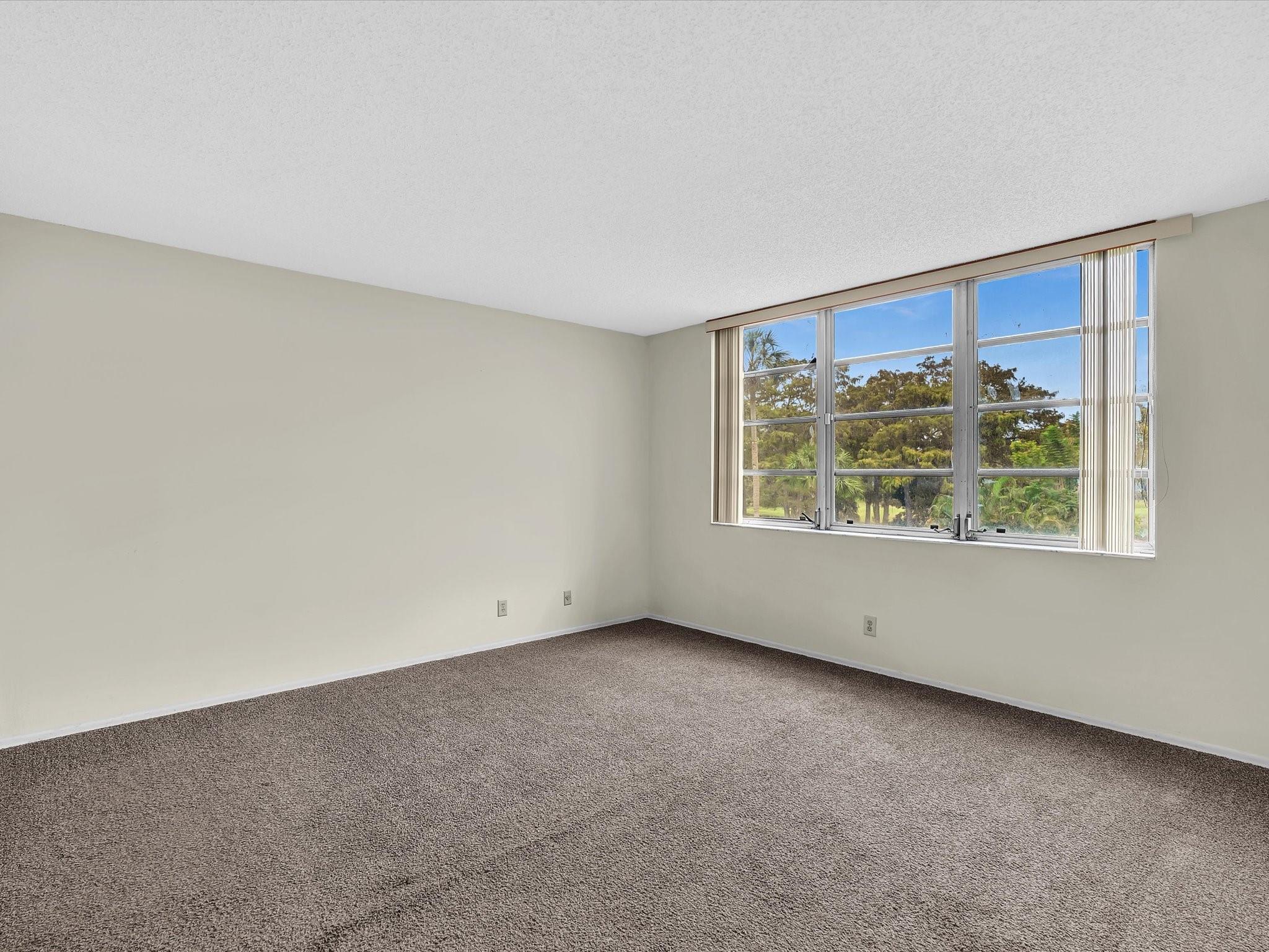 PALM AIRE - Residential