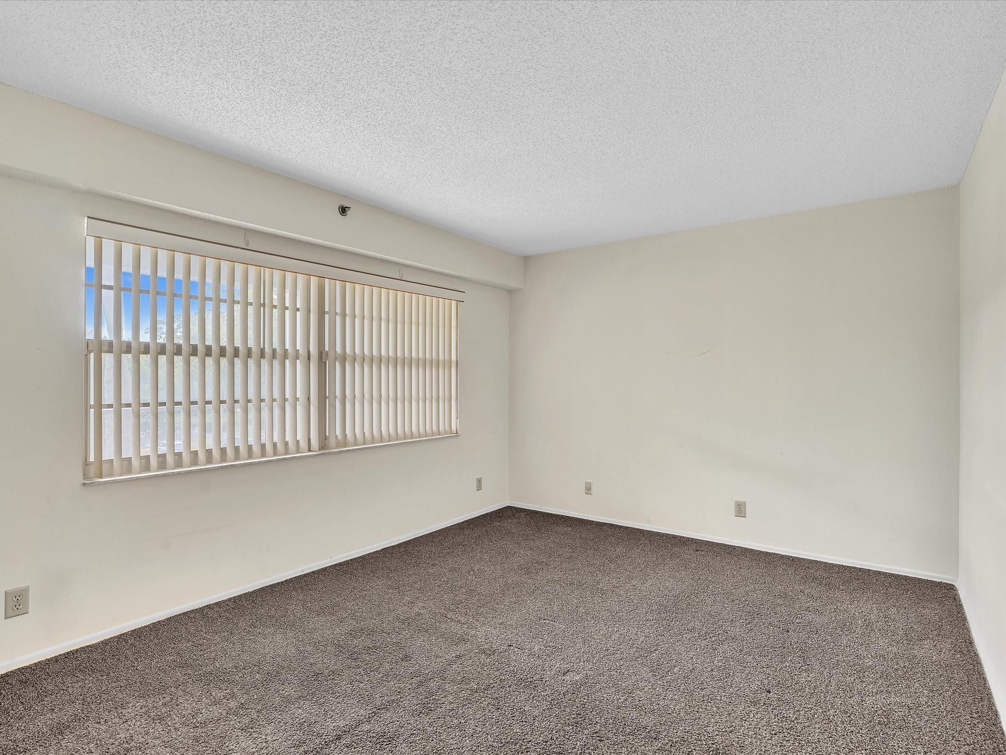 PALM AIRE - Residential