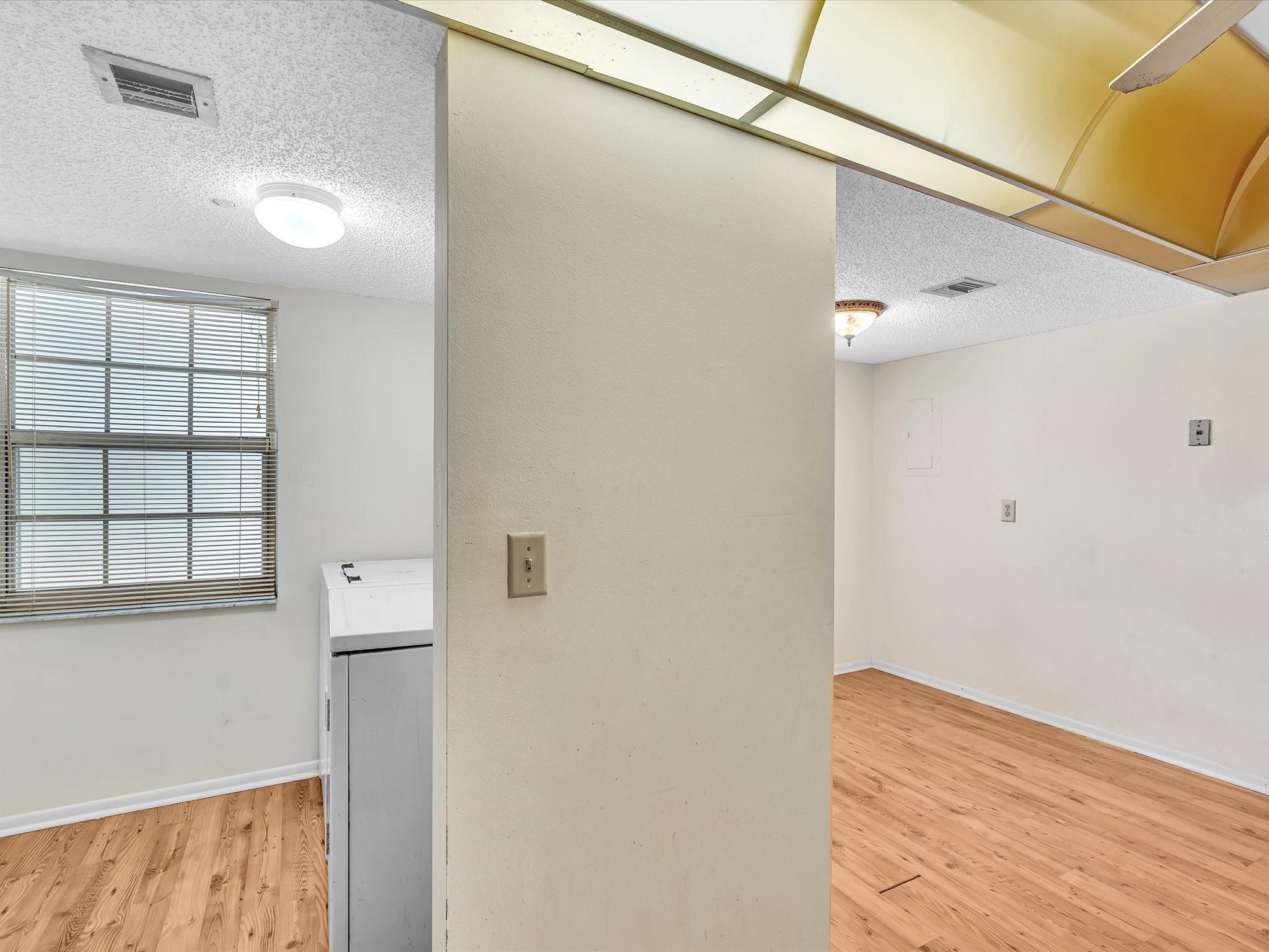 PALM AIRE - Residential