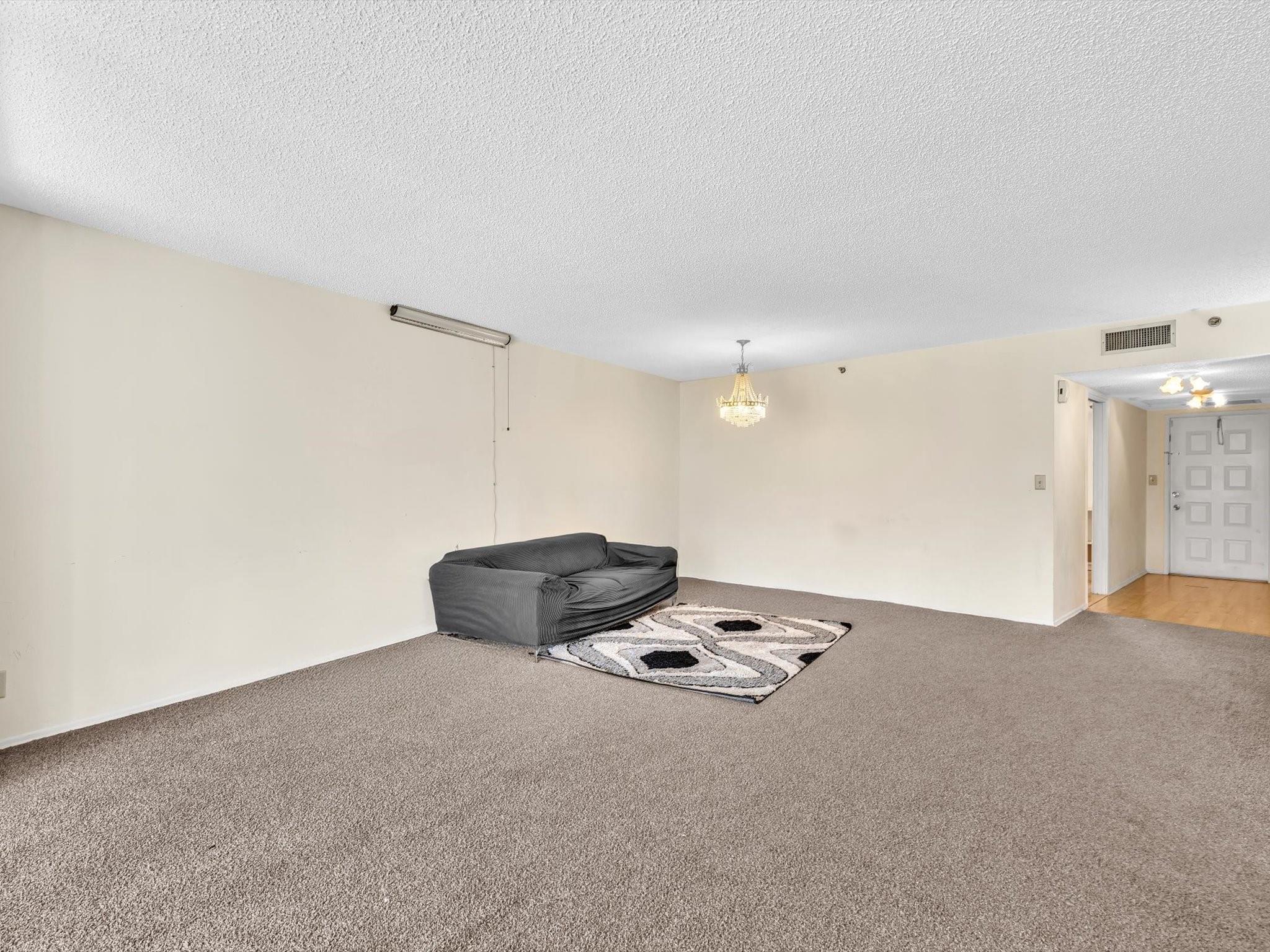 PALM AIRE - Residential