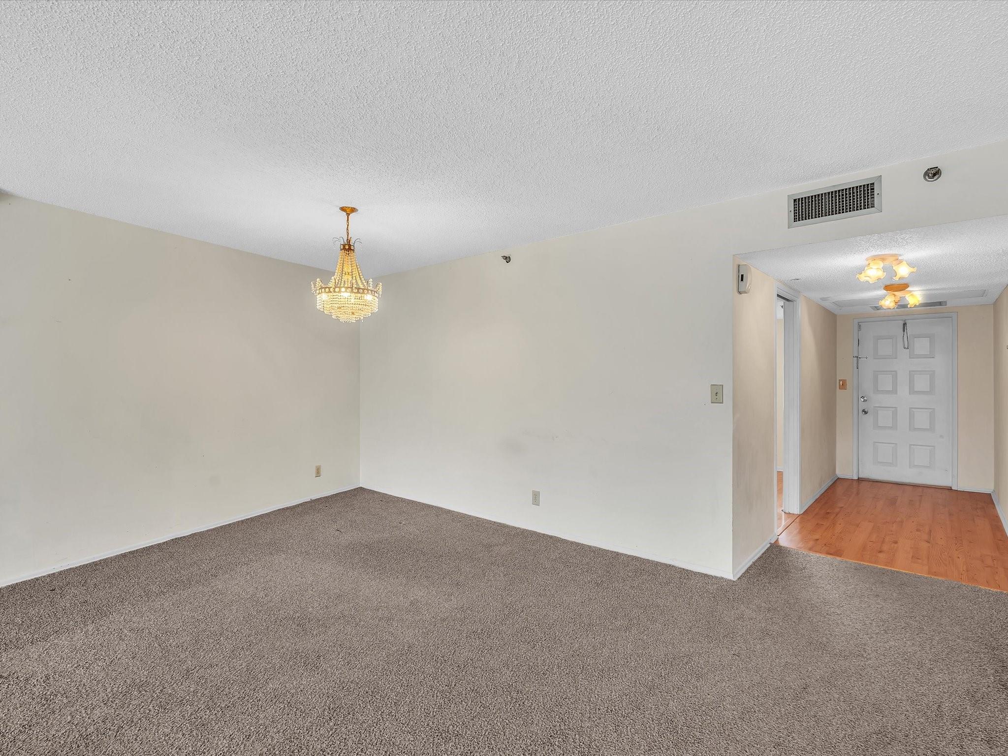 PALM AIRE - Residential