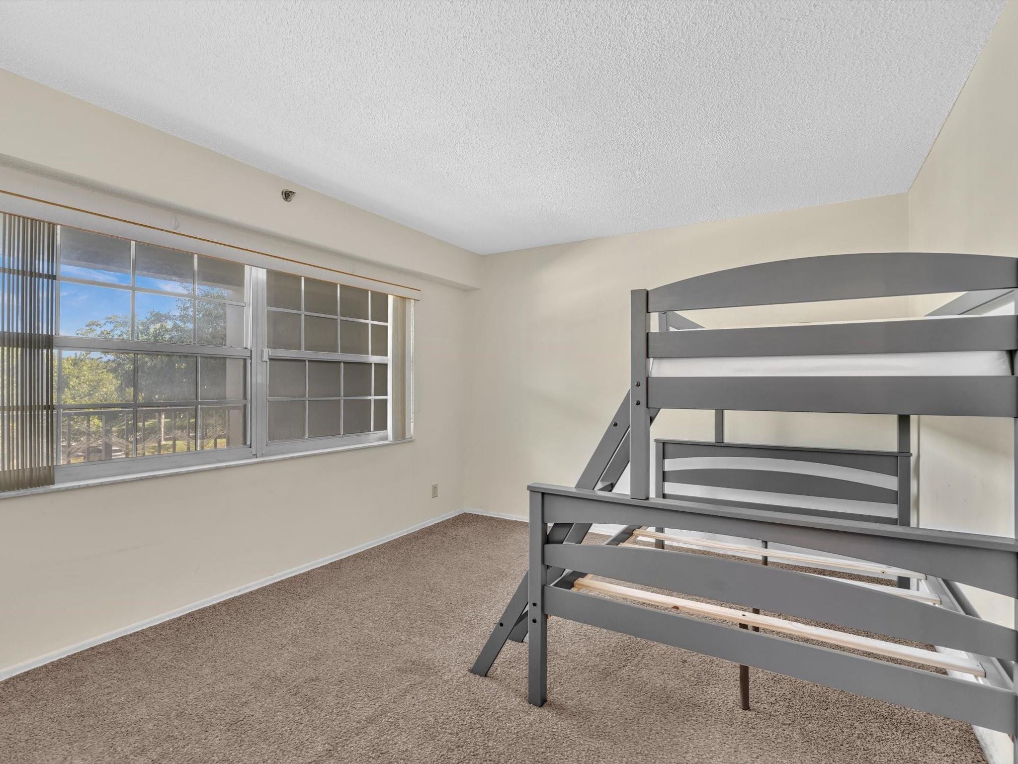 PALM AIRE - Residential