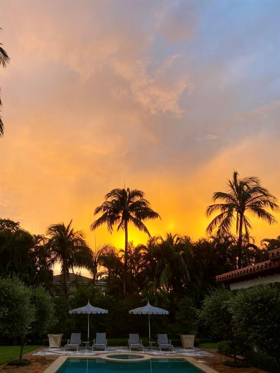 BEACH SHORES - Residential