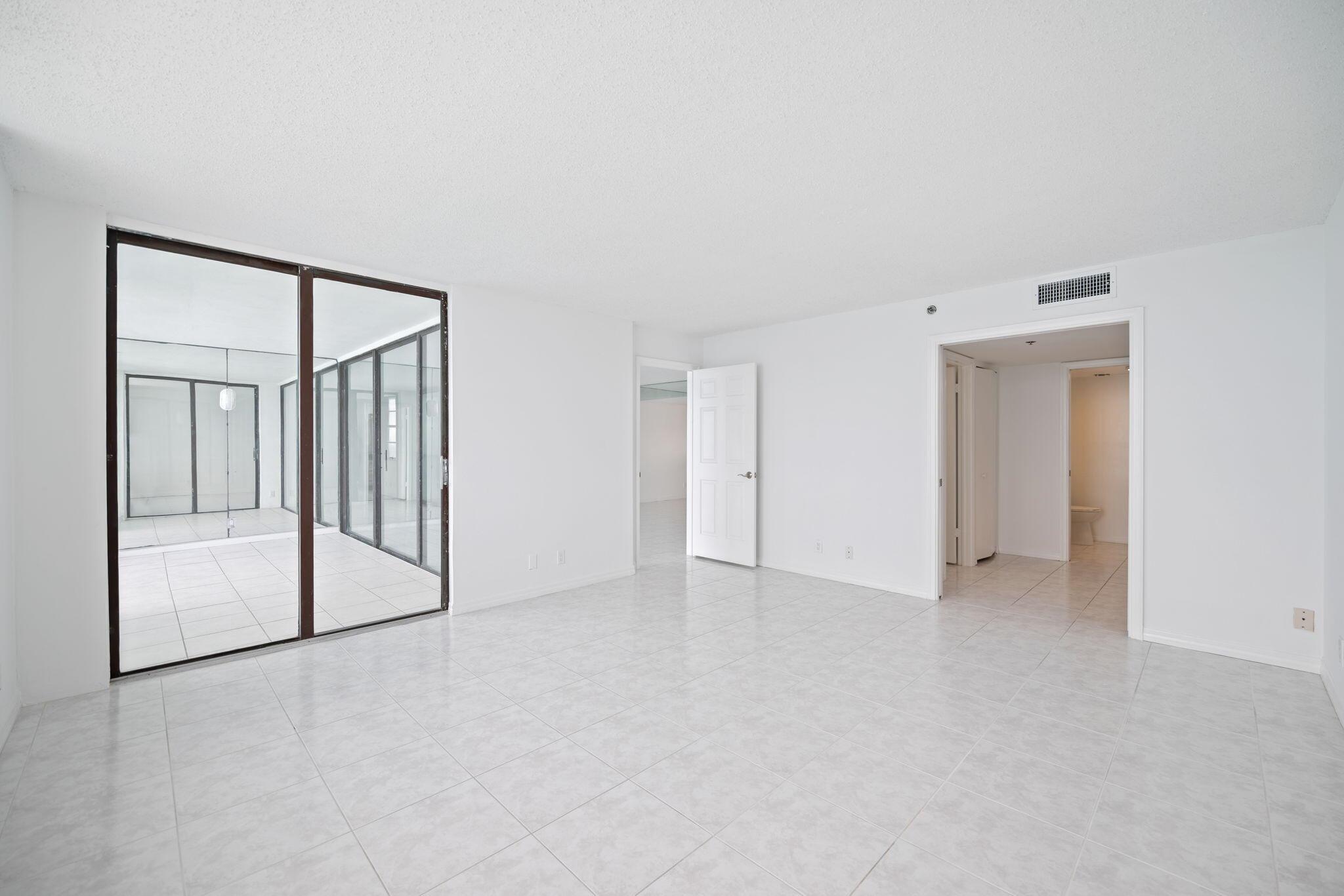 JUNO BY THE SEA NORTH CON - Residential