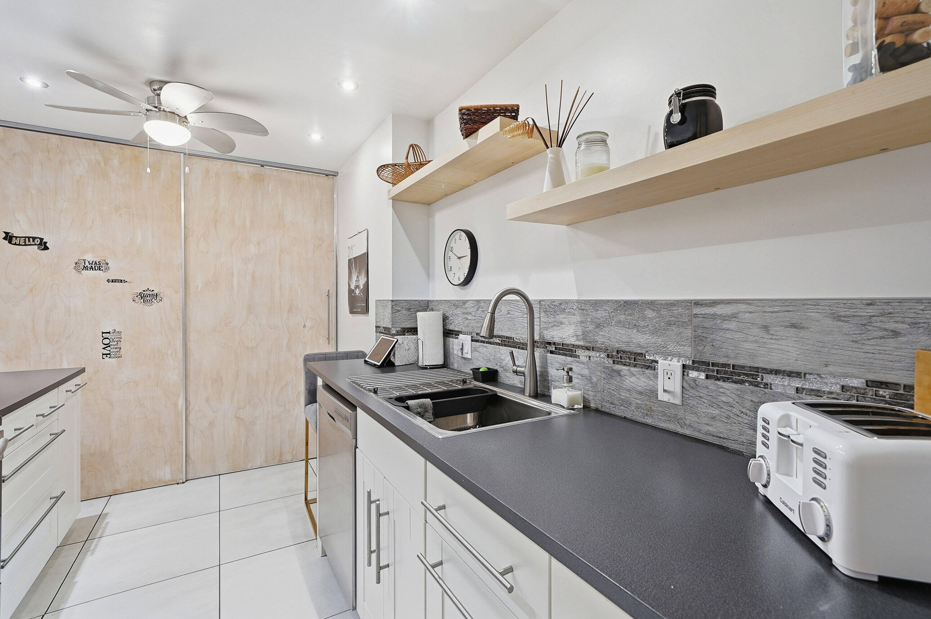 4330 Hillcrest Drive 804