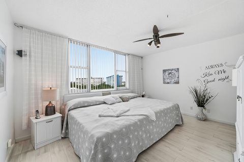 Tiny photo for 4330 Hillcrest Drive #804, Hollywood, FL 33021 (MLS # B26014460)