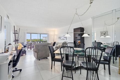 Tiny photo for 4330 Hillcrest Drive #804, Hollywood, FL 33021 (MLS # B26014460)