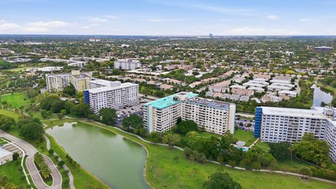 Tiny photo for 4330 Hillcrest Drive #804, Hollywood, FL 33021 (MLS # B26014460)