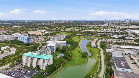 Tiny photo for 4330 Hillcrest Drive #804, Hollywood, FL 33021 (MLS # B26014460)