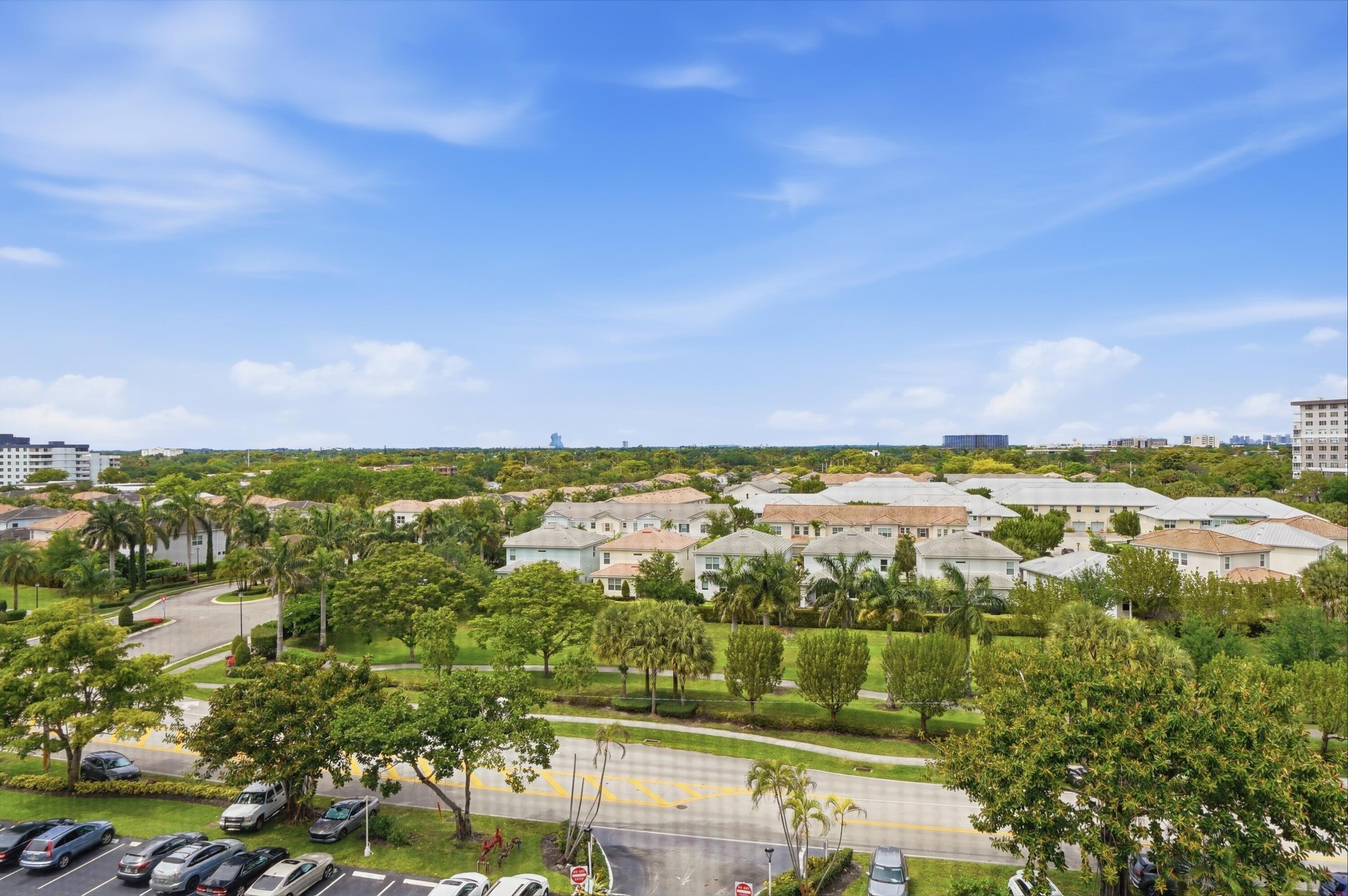 HILLCREST EAST NO 23 CONDO - Residential