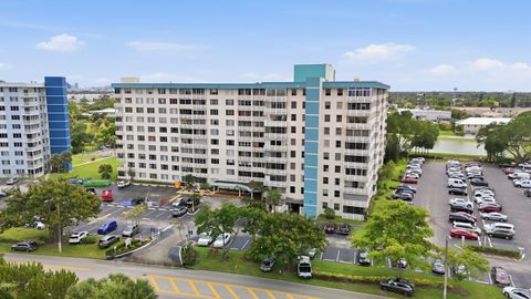 Tiny photo for 4330 Hillcrest Drive #804, Hollywood, FL 33021 (MLS # B26014460)