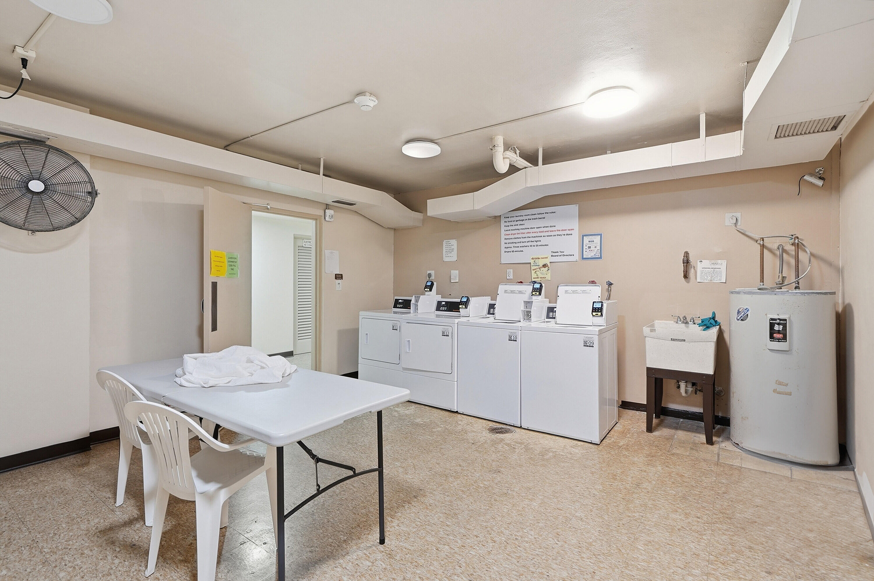 HILLCREST EAST NO 23 CONDO - Residential