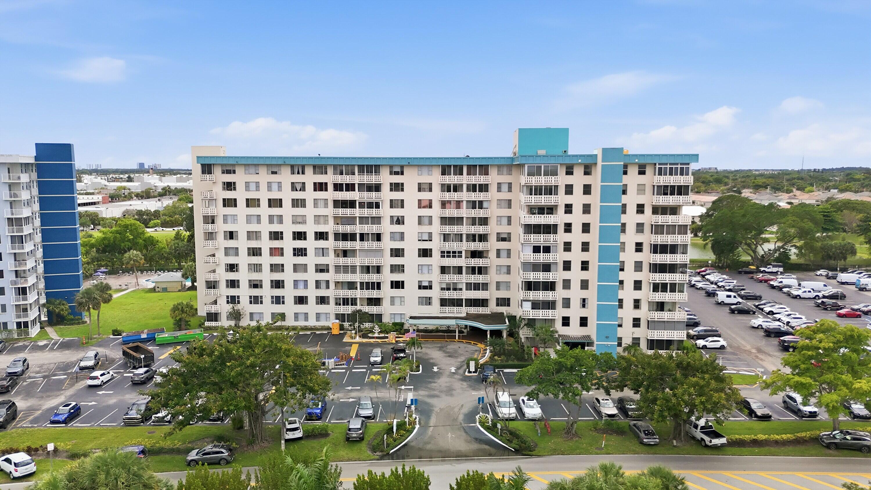 HILLCREST EAST NO 23 CONDO - Residential