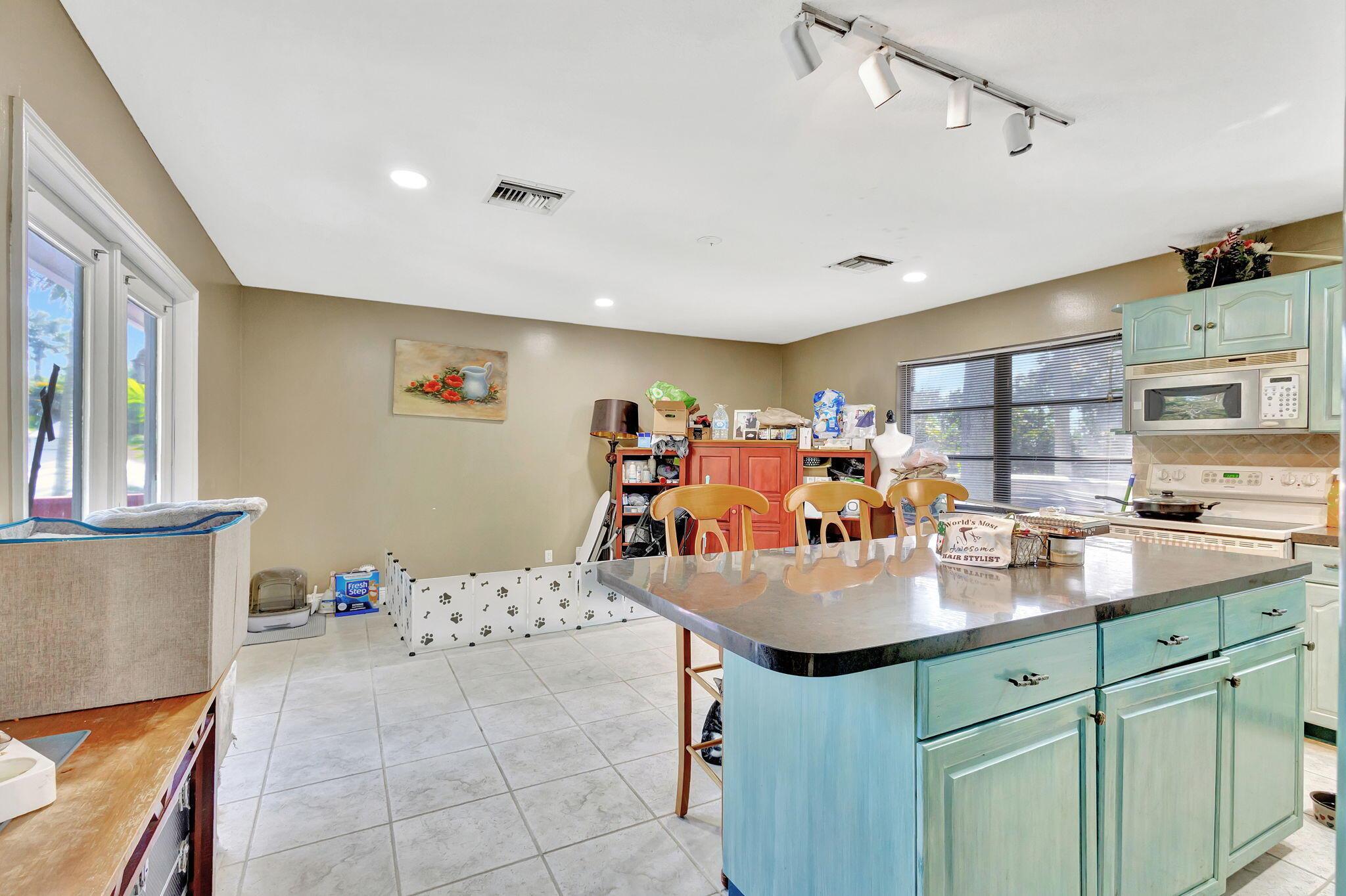 MODEL LAND CO - Residential