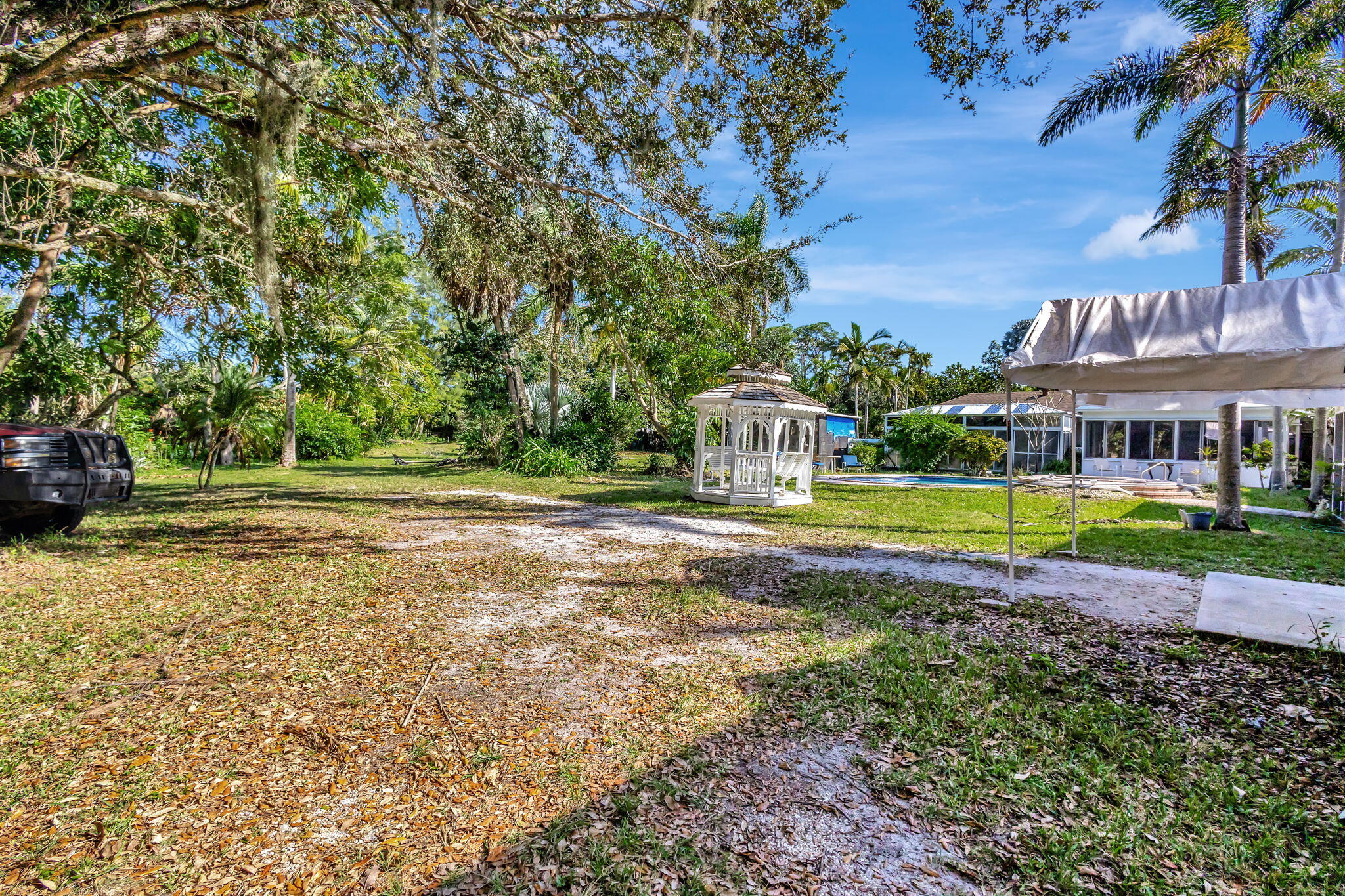 MODEL LAND CO - Residential