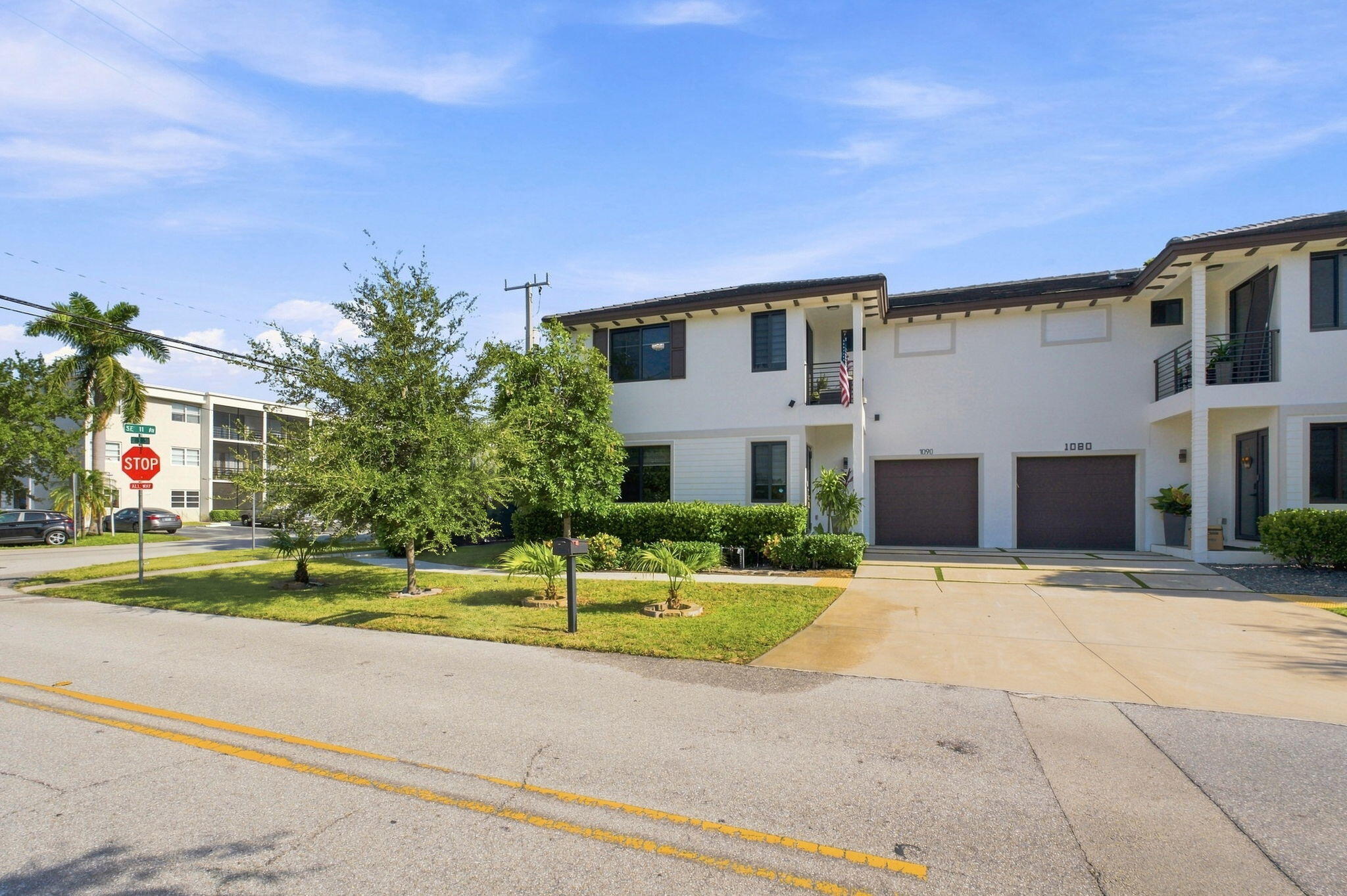 1090 SE 3RD Street 1090
