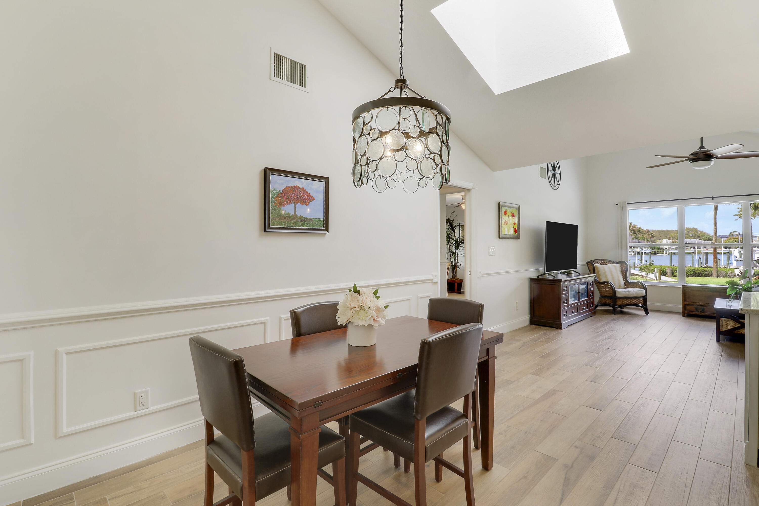 RIVER RIDGE (TEQUESTA) - Residential