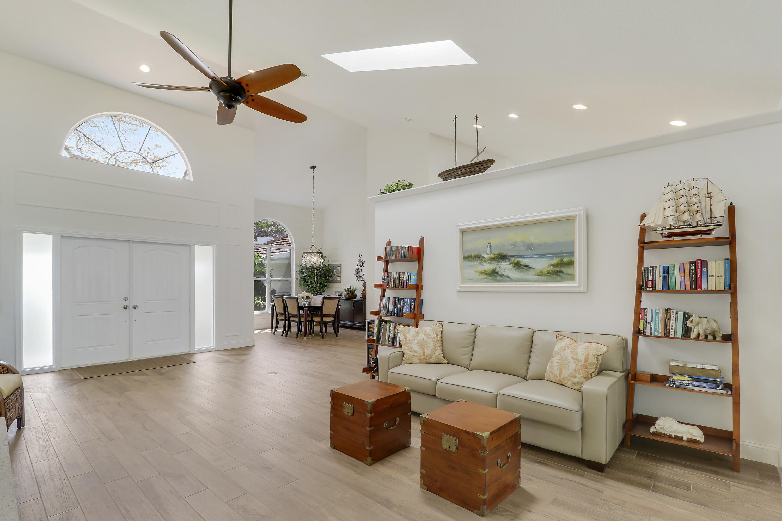 RIVER RIDGE (TEQUESTA) - Residential