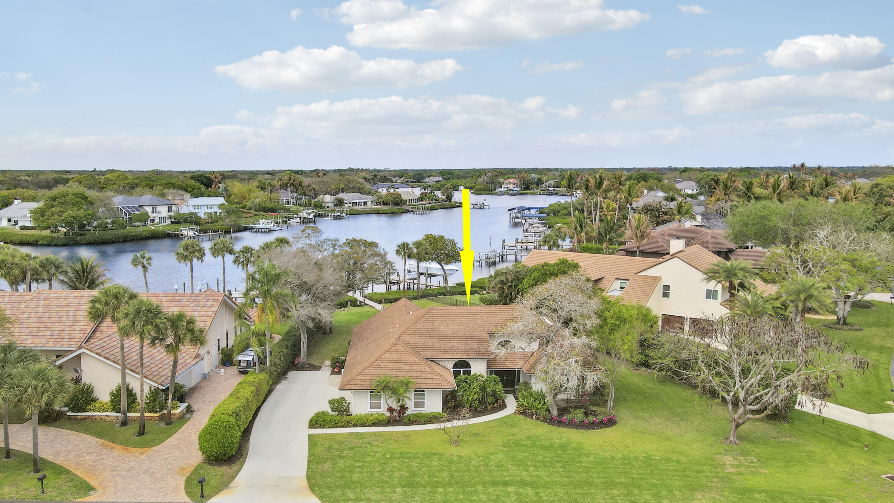 RIVER RIDGE (TEQUESTA) - Residential