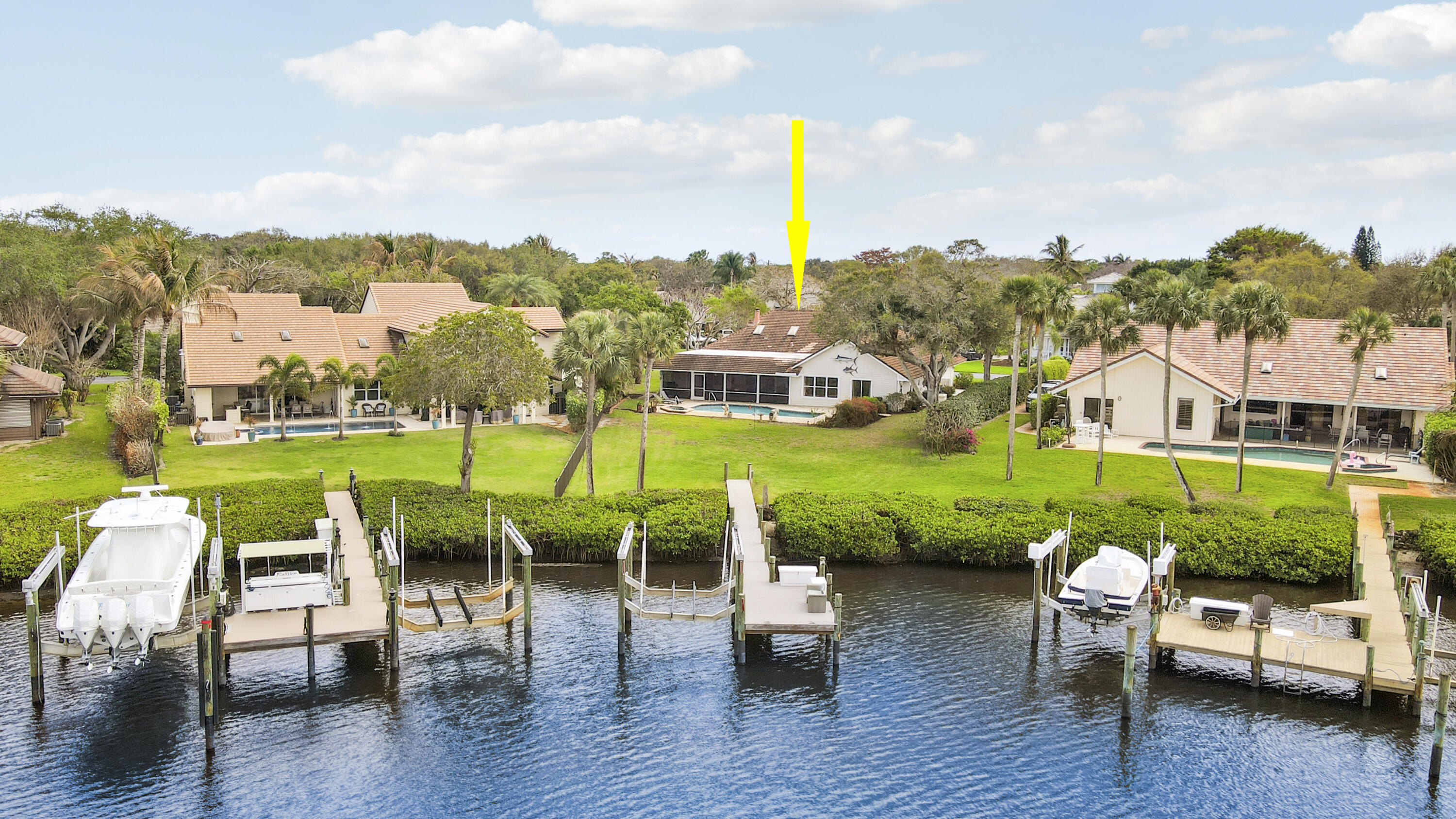 RIVER RIDGE (TEQUESTA) - Residential