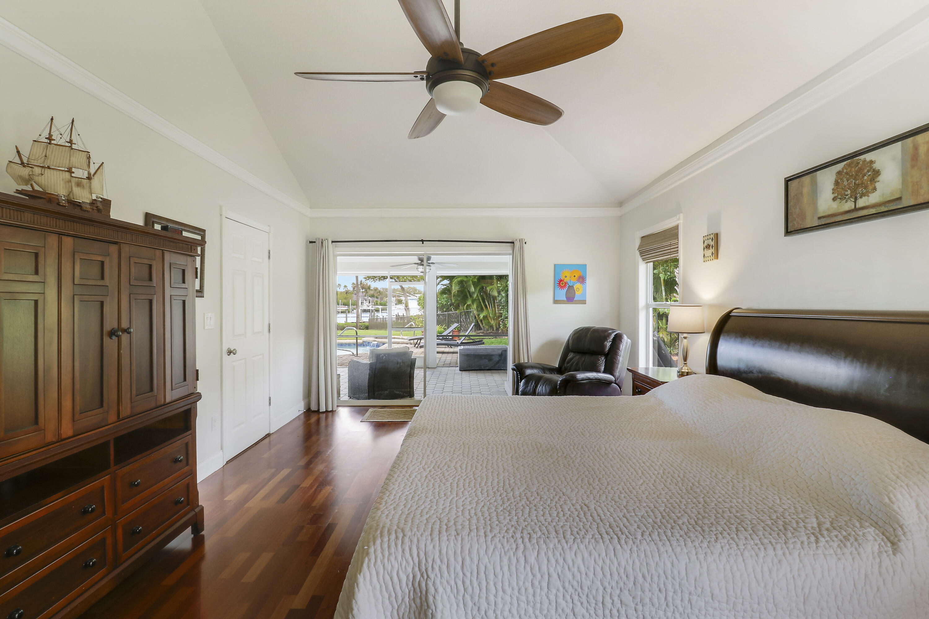 RIVER RIDGE (TEQUESTA) - Residential