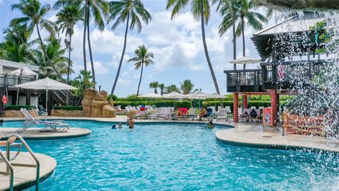 5225 Collins Ave 1417 Miami Beach FL 33140