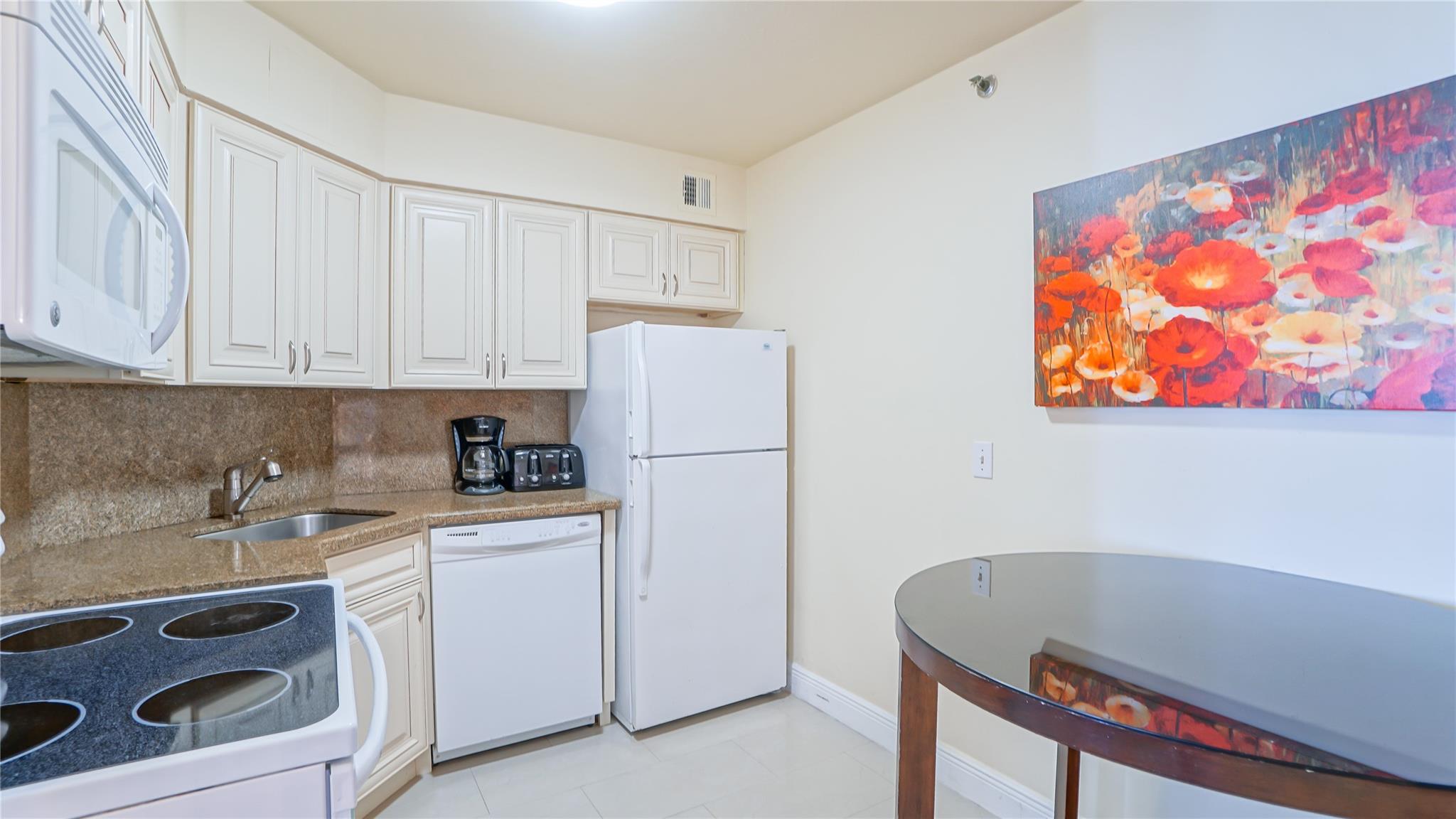 The Alexander Condo - Residential Lease