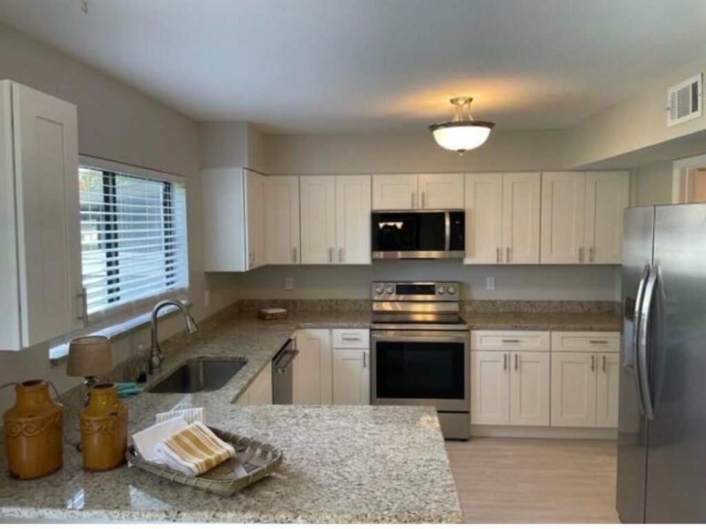Photo of 1582 SE Hatfield Court, Port Saint Lucie, FL 34952 (MLS # B26022608)
