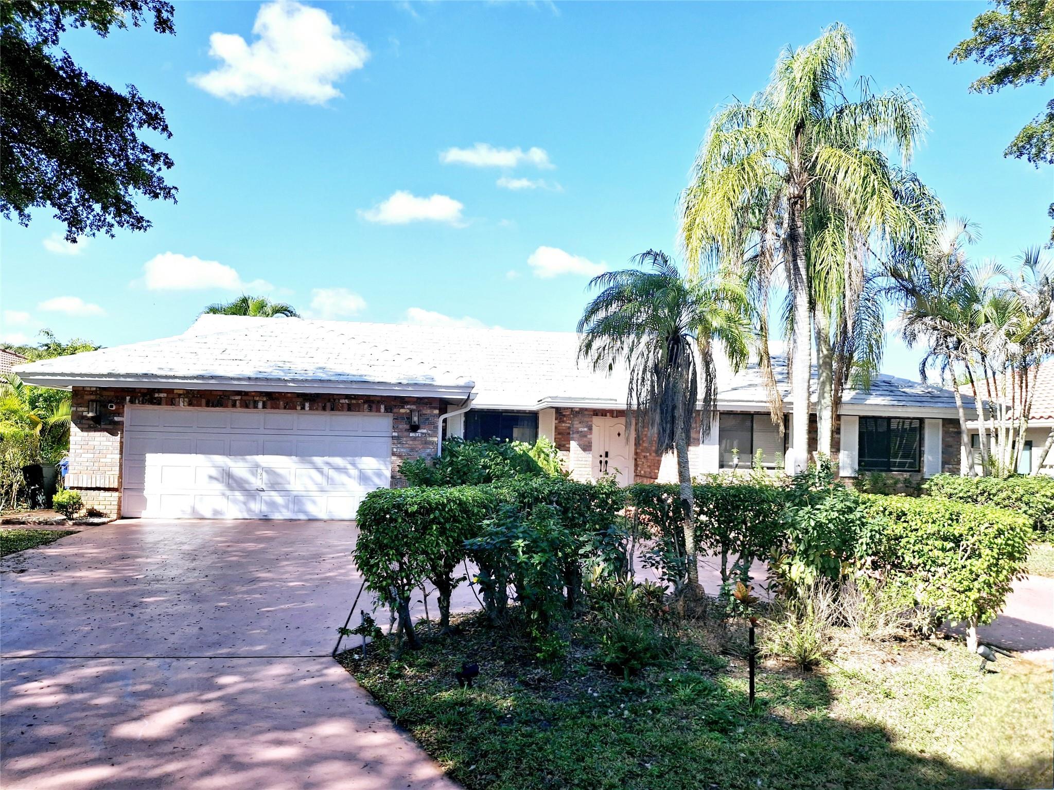 4664 NW 58th Ter