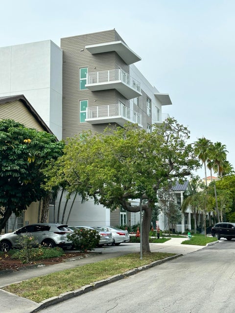 Photo of 1938 Jackson Street, Hollywood, FL 33020 (MLS # B26033509)