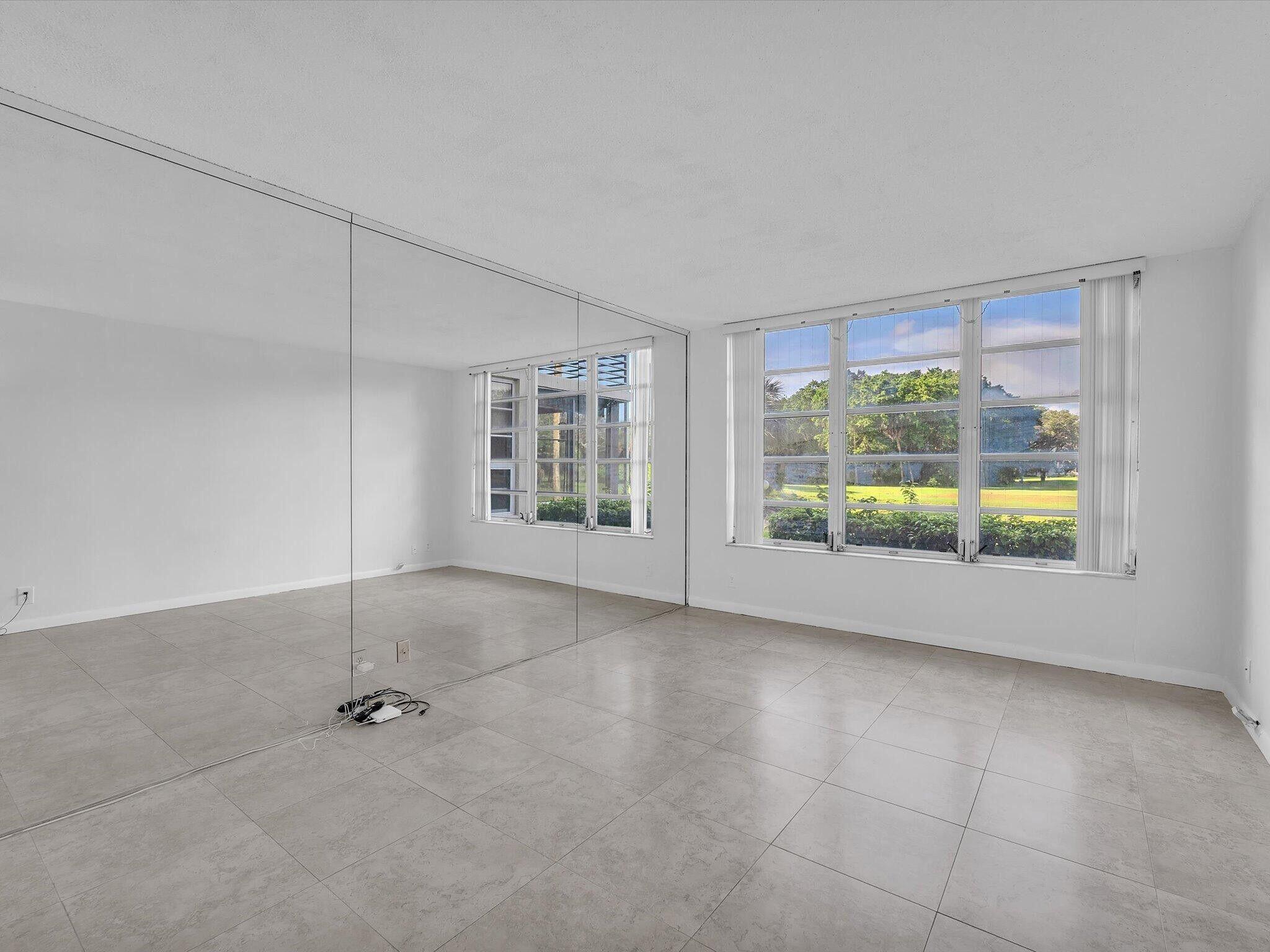 Palm Aire Country Club - Residential